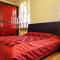 Raina Lux Apartment