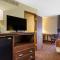 Comfort Inn & Suites Branson Meadows