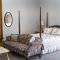The Mulberry Inn -An Historic Bed and Breakfast