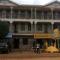 Highway Motel - Nebbi