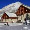 Le Meï Hameau des Chazals Nevache Hautes Alpes - Névache