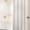 Crowne Plaza Atlanta Perimeter at Ravinia by IHG