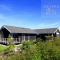 Schwarzes Holzferienhaus mit Sauna -- FELDRAIN -- an der Ostsee, Zierow bei Wismar, 4-6 Personen