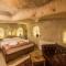 Charming Cave Hotel