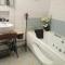 Laon'Vie ! Appartement privé avec bain balnéo photo 23