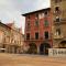 Apartaments Vicus 3 con vistas a la Plaza Mayor de Vic - 维克