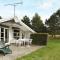 8 person holiday home in R dby - Kramnitse