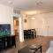 Perfect Apt near UCLA w Parking Gym Pool WIFI in Westwood B3