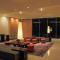 Holiday Inn & Suites Makati, an IHG Hotel - Manila