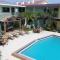Island House Resort Hotel