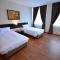 906 Riverside Hotel Malacca