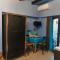 Mamas Cozy Room 1