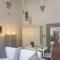 CLAUDIA SUITE LOFT ROMANTICO NEL CUORE DI AREZZO