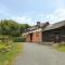 Caerau Farm House - Llanidloes