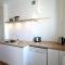 Large 5 rooms with garage in the city center