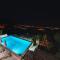 Villa with pool,tavern & superb view over Split - Kučine