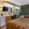 Classic Inn By OYO I- 240 Near Memphis Airport
