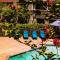Vineyard Court Designer Suites Hotel