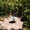 Vineyard Court Designer Suites Hotel
