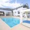 Luxurious Villa MALOMAR