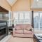 Mountainside 2 bed 2 bath with Laundry