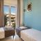 Central luxurious Apartment with sea view!