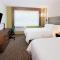 Holiday Inn Express & Suites - Fayetteville, an IHG Hotel - Fayetteville