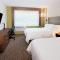 Holiday Inn Express & Suites - Fayetteville by IHG