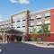 Holiday Inn Express & Suites - Fayetteville by IHG
