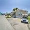 Deck and Pool Access Long Island Village Escape!