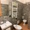 Guest House Virginias Rooms-Private free Parking and Top Carignano District