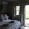 Honey Lodge