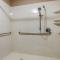 Comfort Suites Waco North - Near University Area