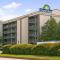 Days Inn by Wyndham Norfolk Military Circle