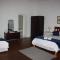 Karoopark Guest House - Graaff-Reinet