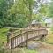 Hootenanny at Horton Creek Creekside Escape!