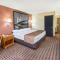 Super 8 by Wyndham Charleston Sikeston East MO