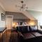 Sweeney Apartments & Rooms