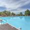 3 Mi to Branson Landing Family Condo with Pool!