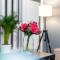 Deluxe Old Town Apartment by Noclegi Renters