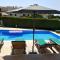 Holiday villa with pool and sea view!