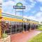 Days Inn by Wyndham Fort Lauderdale-Oakland Park Airport N
