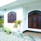 Royal Rich Villa