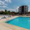DOUBLE ROYAL HOTEL
