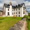 Historic Village, Rare Find, Amazing Views - Ballater