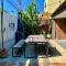 A Coroa Hostel & Suites