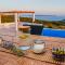 Villa Zlatno Sunce in the hills near Trogir