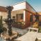 Toucan Platinum Suites Aparthotel