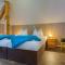 H&H Apartment im Herzen der Stadt Nr 17-Karl mit Küche, Wohnzimmer und Esstisch