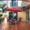 Casa Zarah - Hacienda Family Home - Pool and 2-Block to Beach
